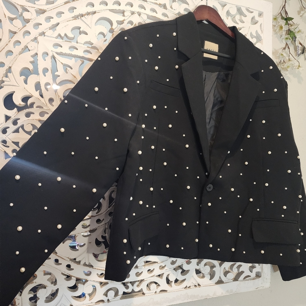 Orttu Naoki Jacket Pearls One Size Nwot — image 8 of 8